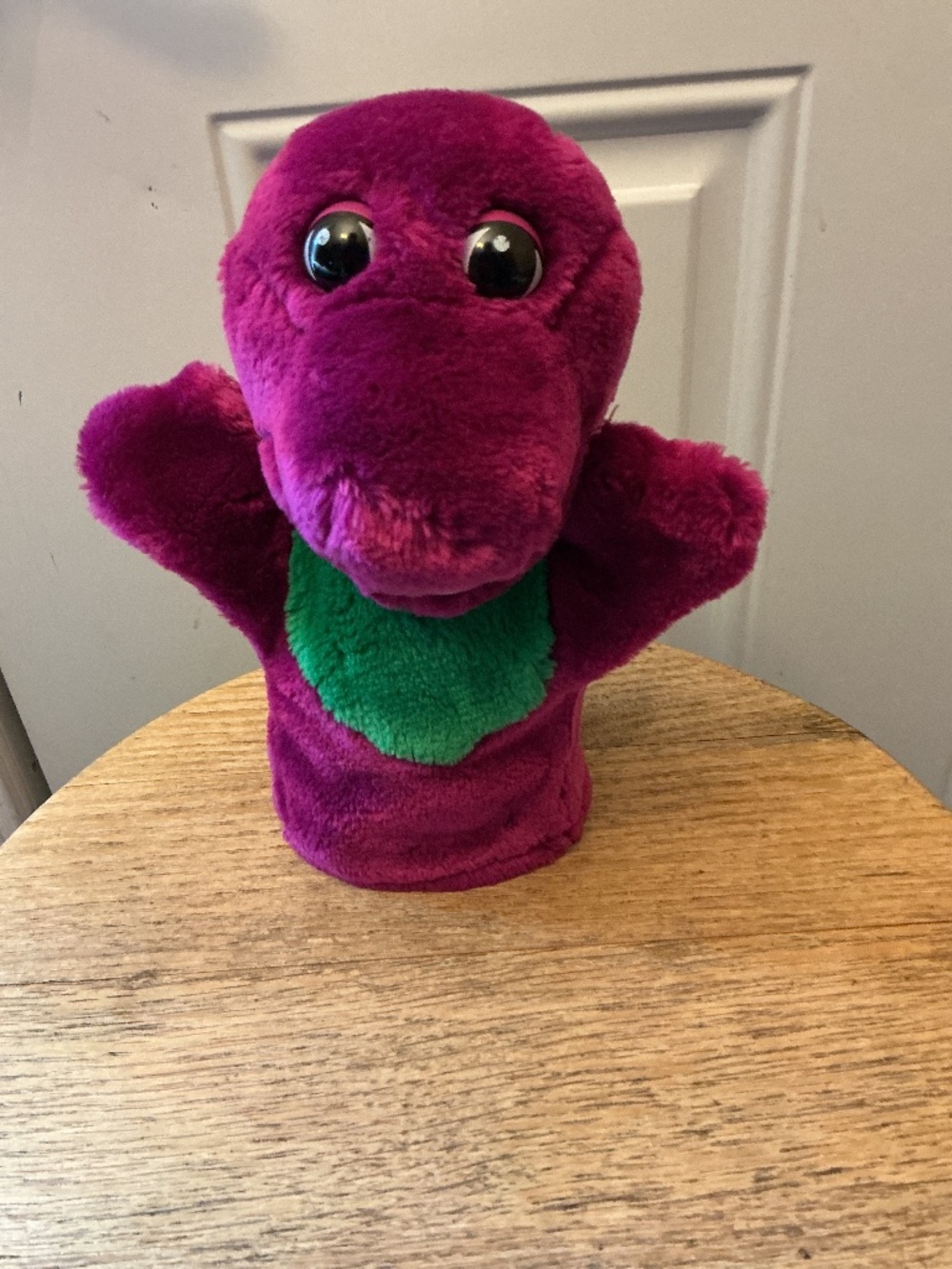 Vintage Barney The Purple Dinosaur Plush 8” Hand Puppet Character Toy